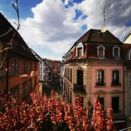 By Anne Apartment